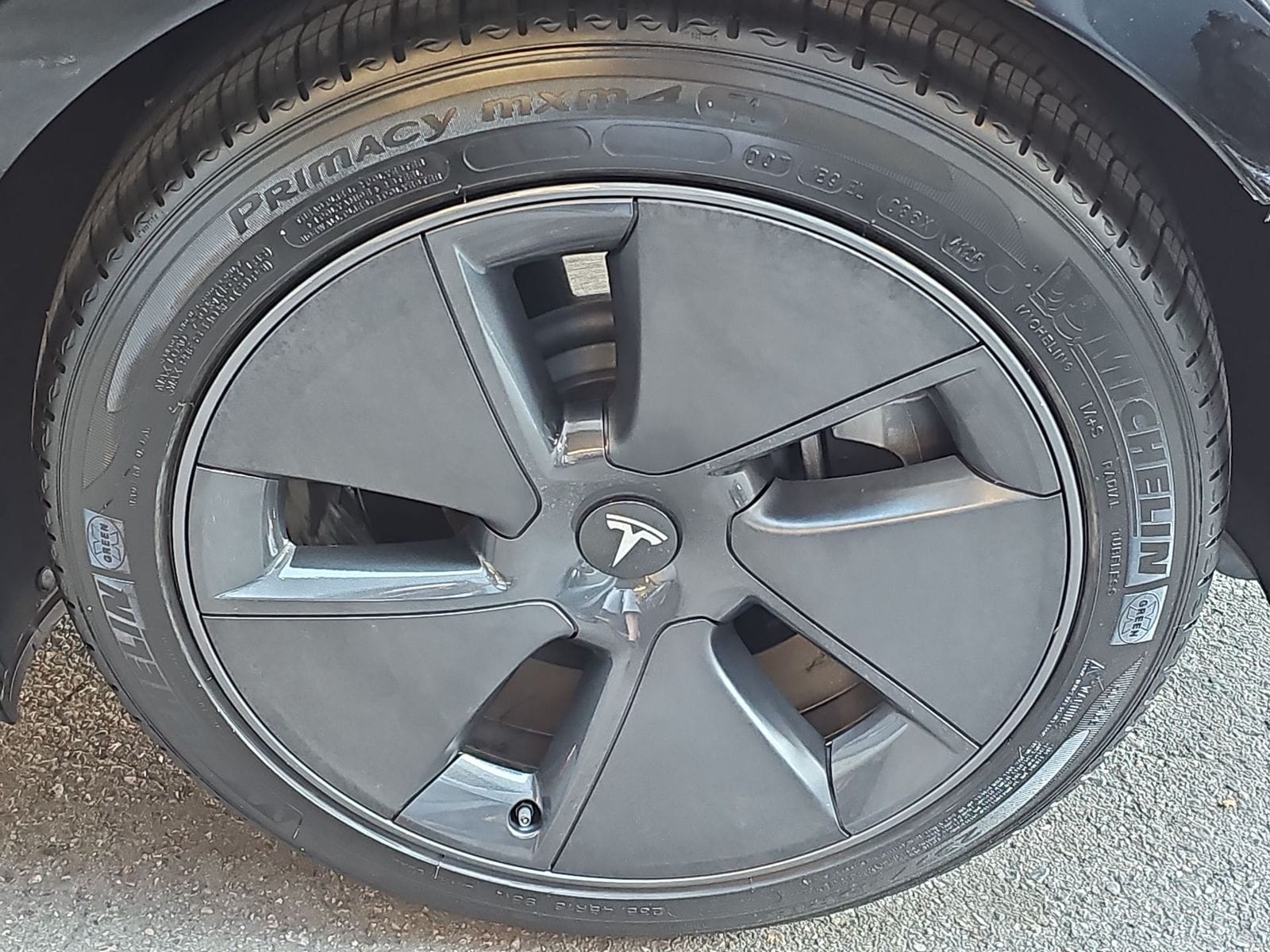 Thumbnail: 2021 Tesla Model 3 - 12