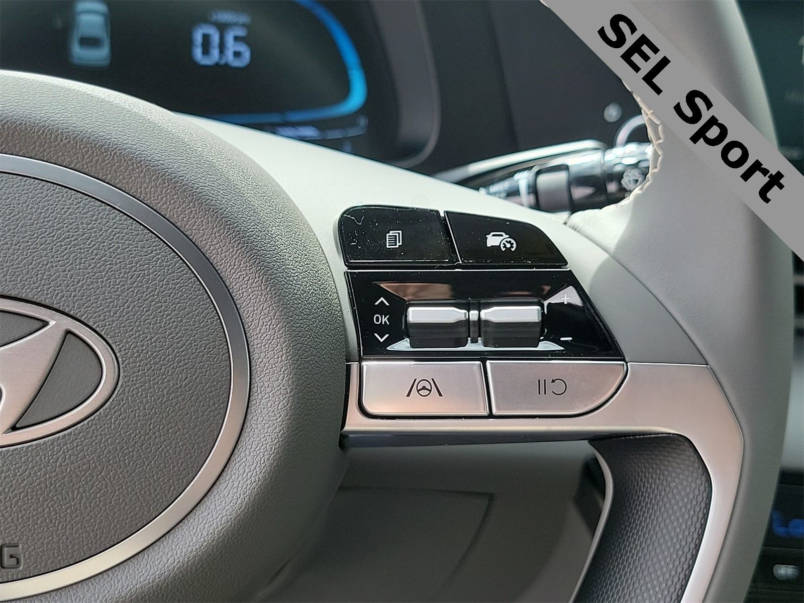 Thumbnail: 2025 Hyundai Elantra - 24