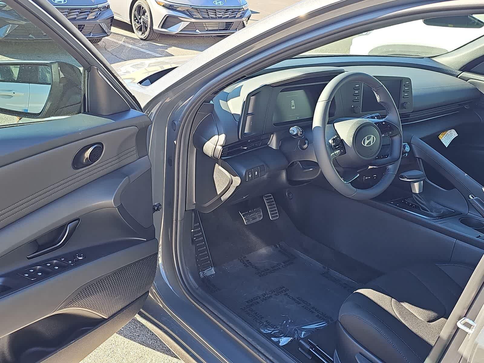 Thumbnail: 2026 Hyundai Elantra - 10