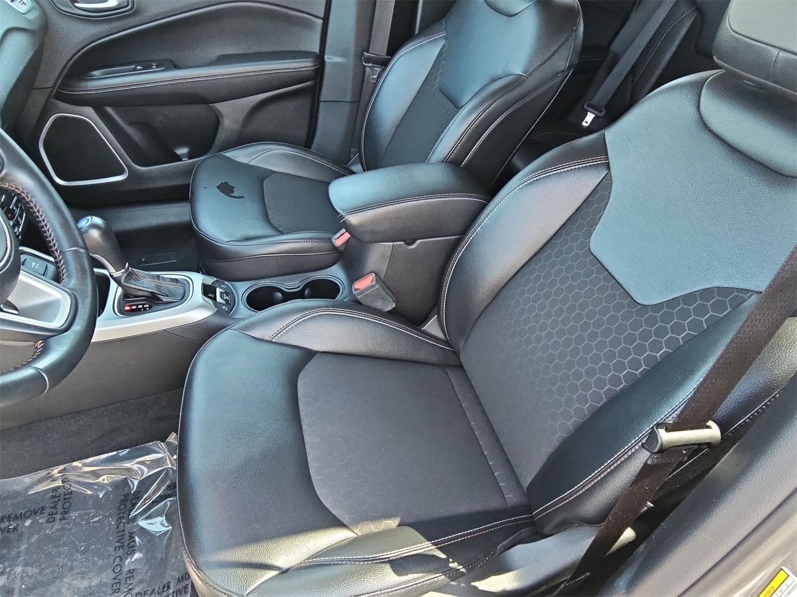 Thumbnail: 2020 Jeep Compass - 15