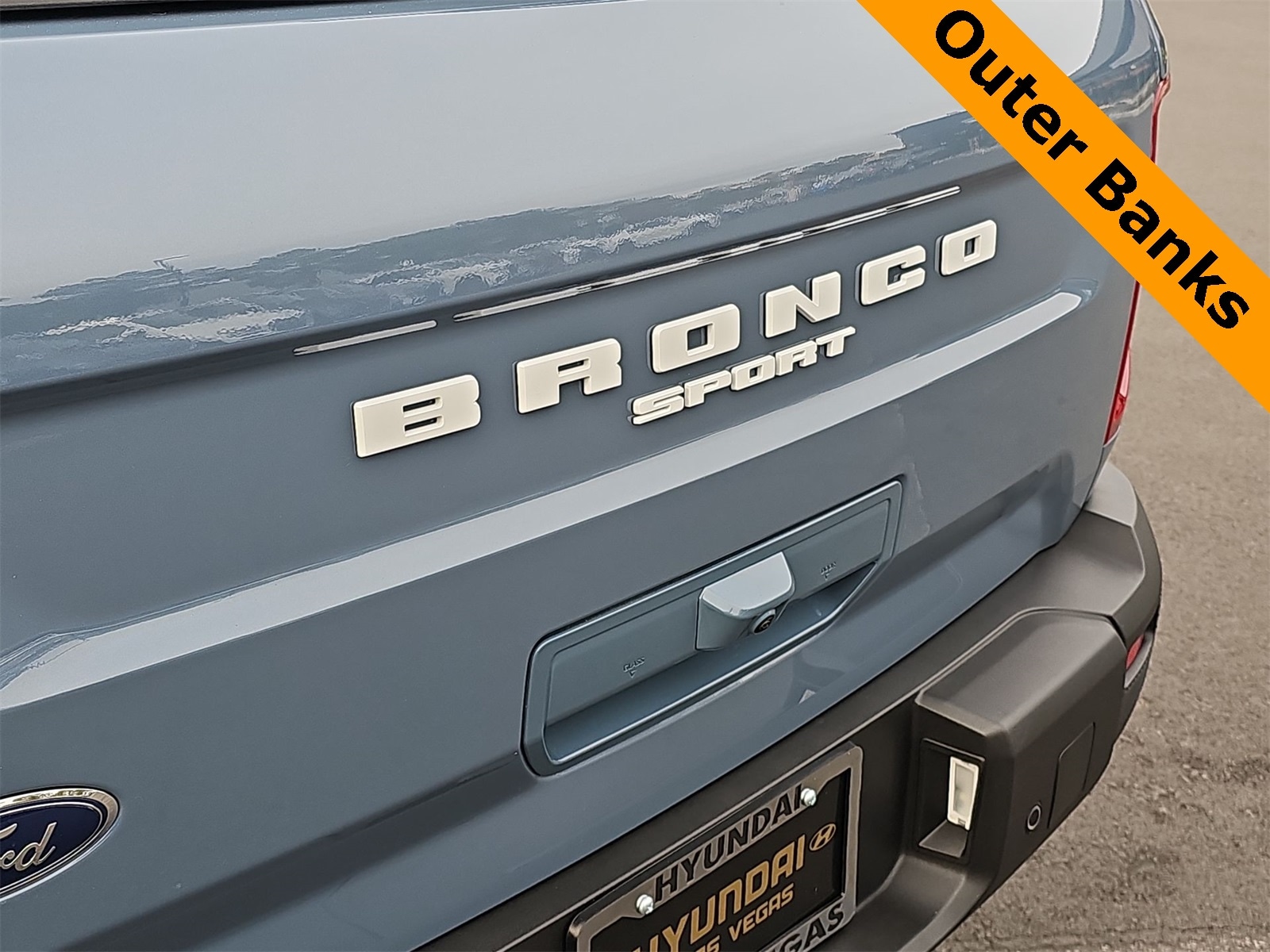 Thumbnail: 2025 Ford Bronco Sport - 11