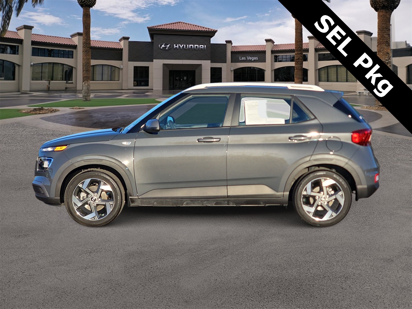 Thumbnail: 2024 Hyundai Venue - 5