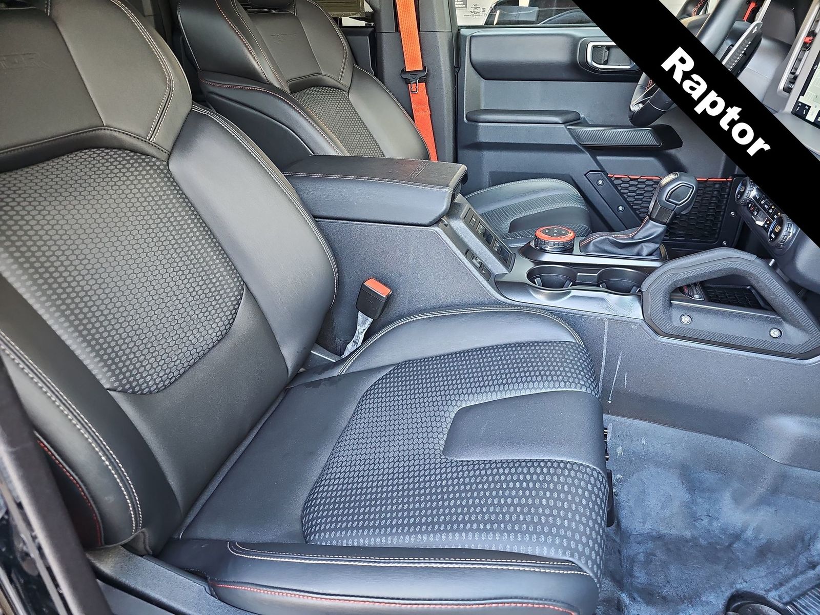 Thumbnail: 2024 Ford Bronco - 18