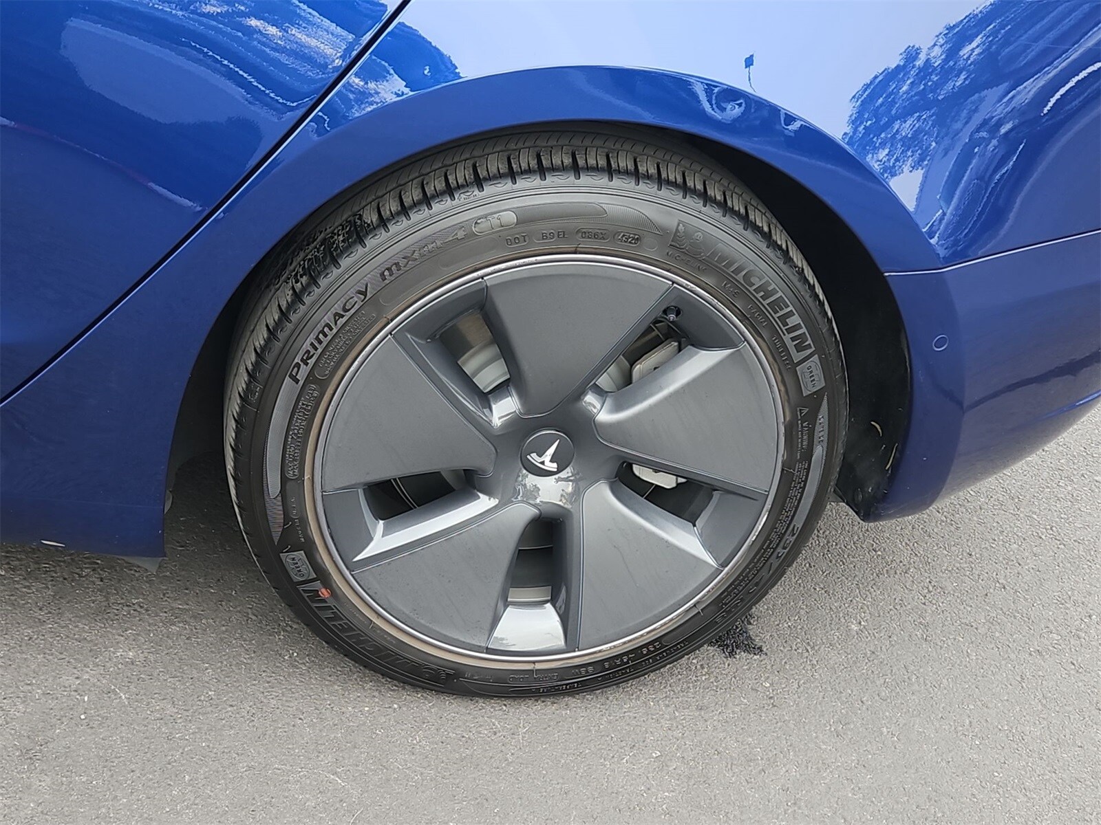 Thumbnail: 2021 Tesla Model 3 - 12