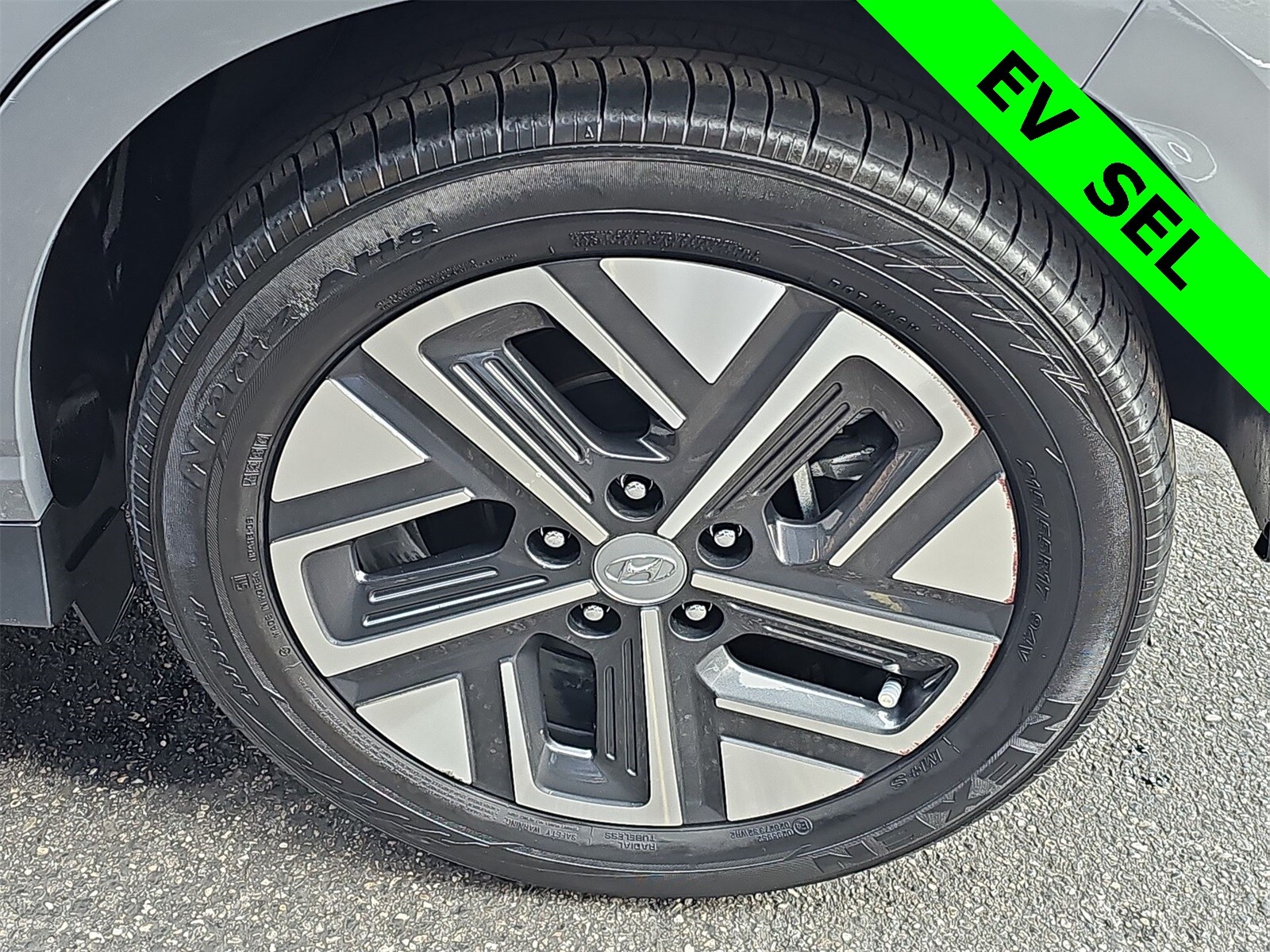 Thumbnail: 2023 Hyundai Kona - 12