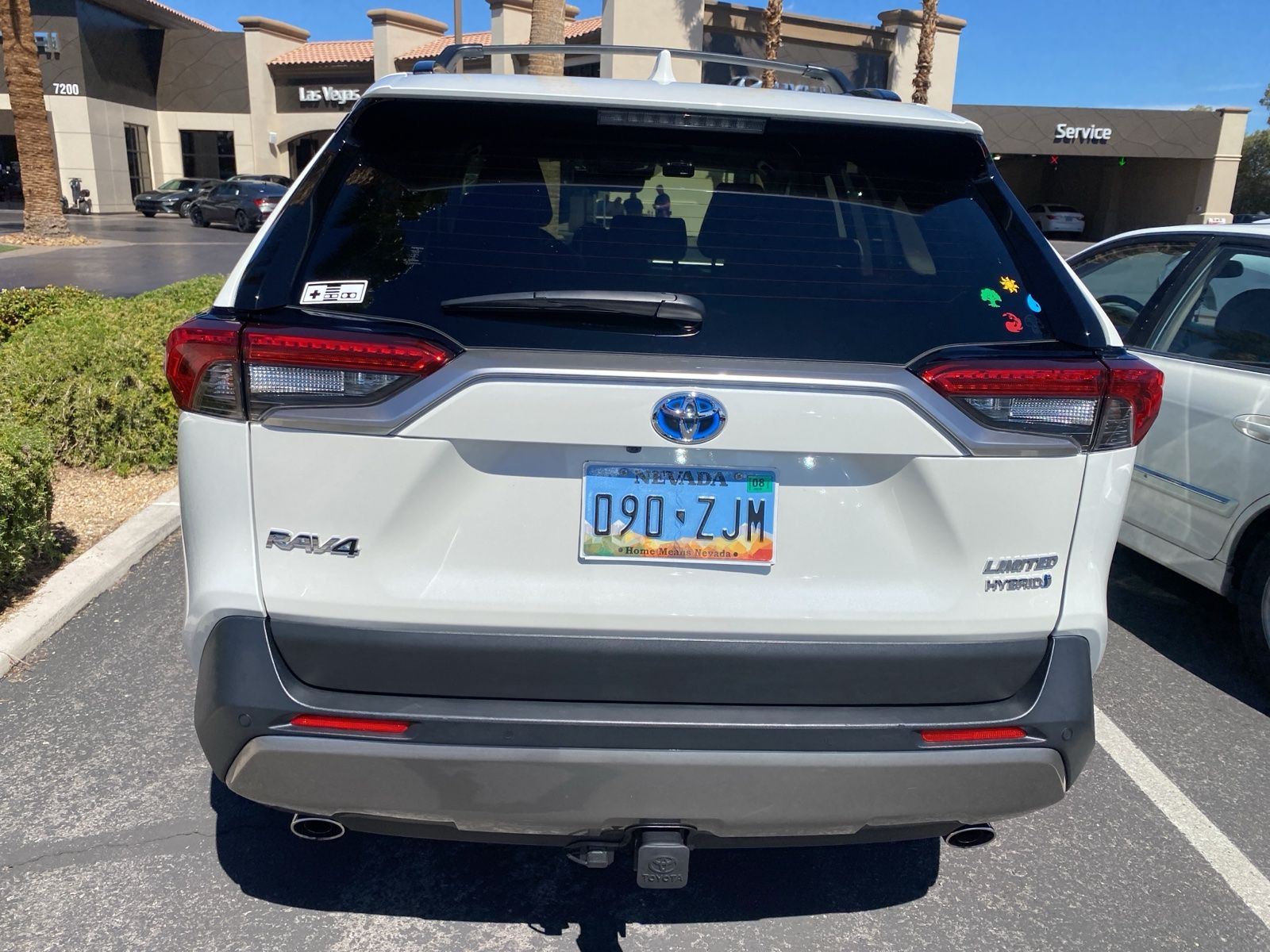 Thumbnail: 2022 Toyota RAV4 - 3