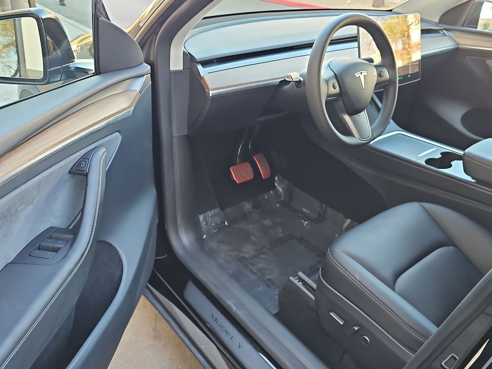 Used 2023 Tesla Model Y Base with VIN 7SAYGDED8PF960960 for sale in Las Vegas, NV