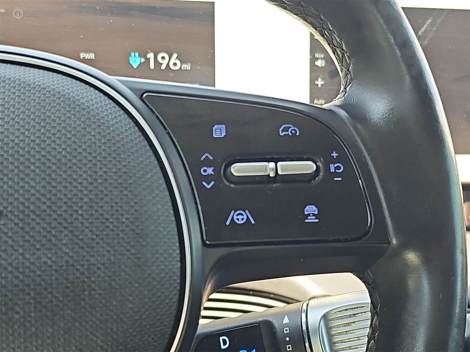 Thumbnail: 2022 Hyundai Ioniq 5 - 27