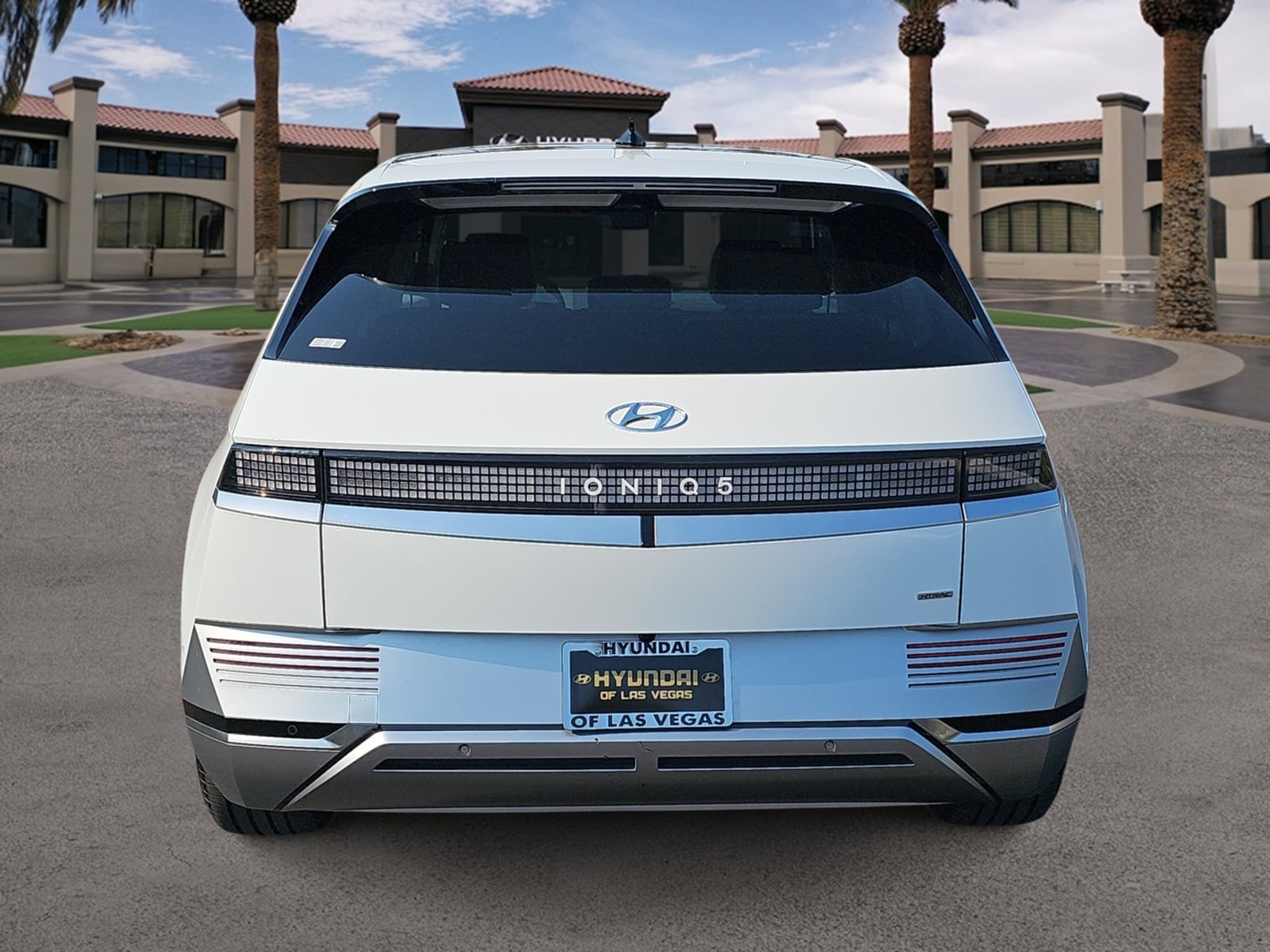 Thumbnail: 2022 Hyundai Ioniq 5 - 8