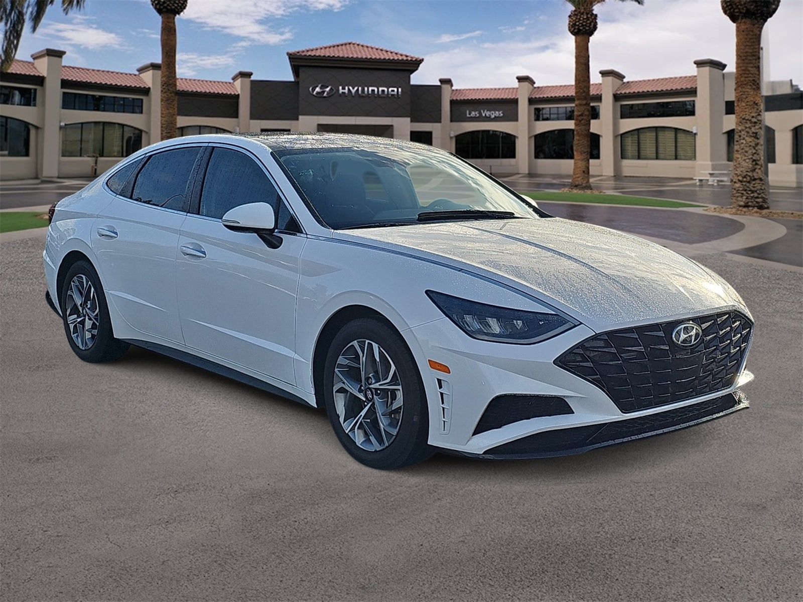 Thumbnail: 2023 Hyundai Sonata - 2