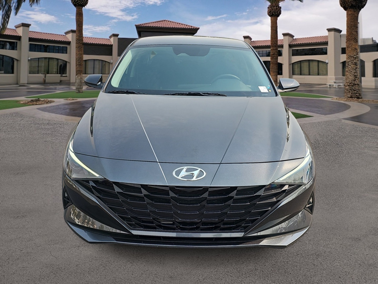 Thumbnail: 2023 Hyundai Elantra - 4