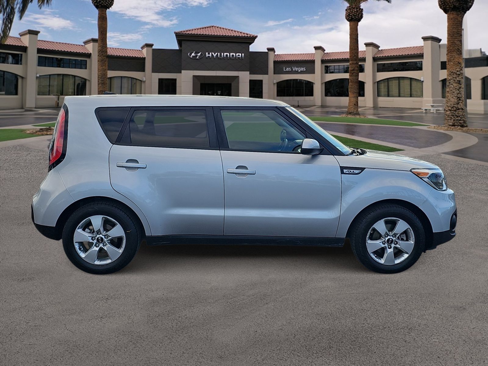 Thumbnail: 2017 Kia Soul - 9