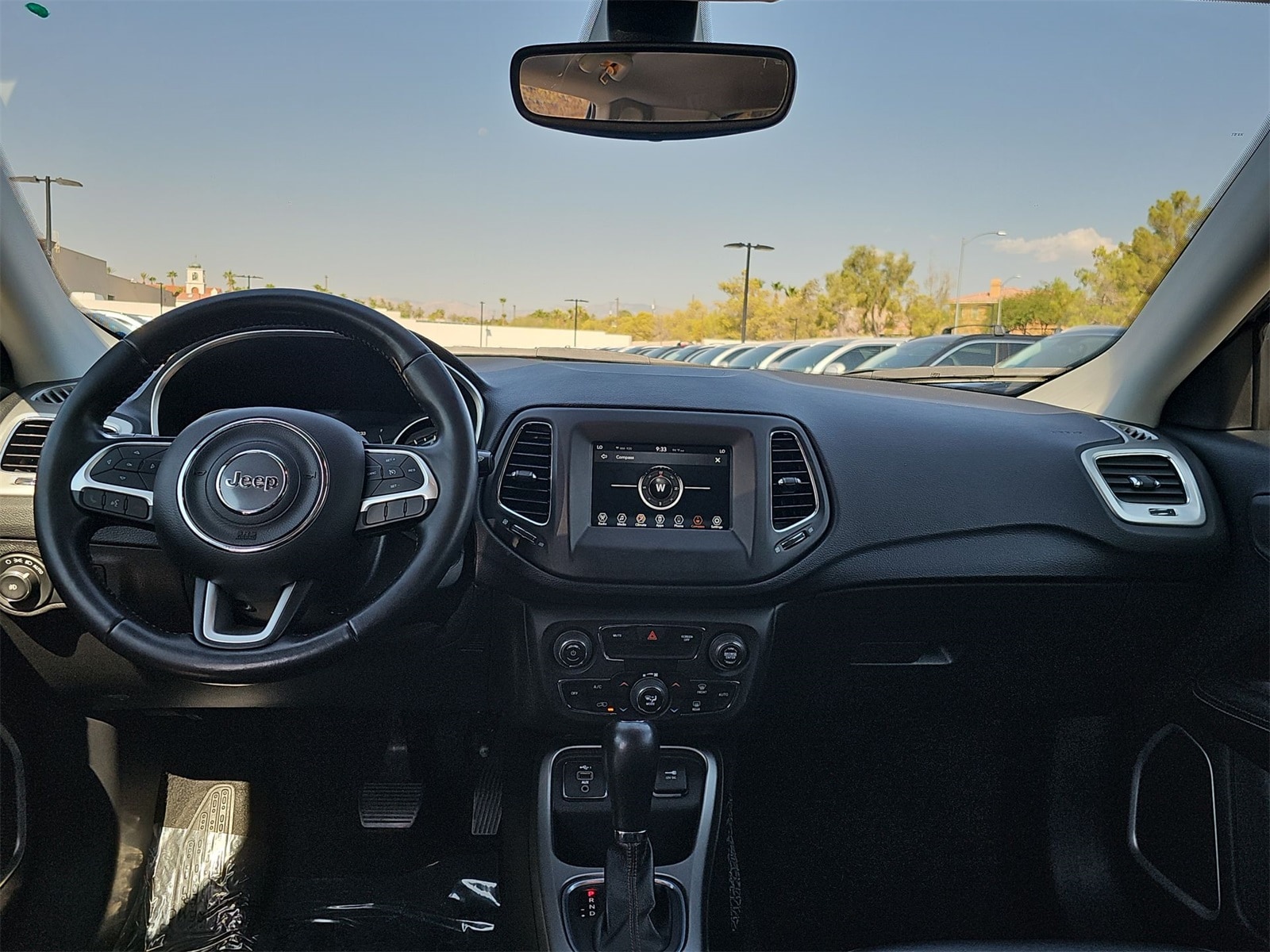 Thumbnail: 2020 Jeep Compass - 14