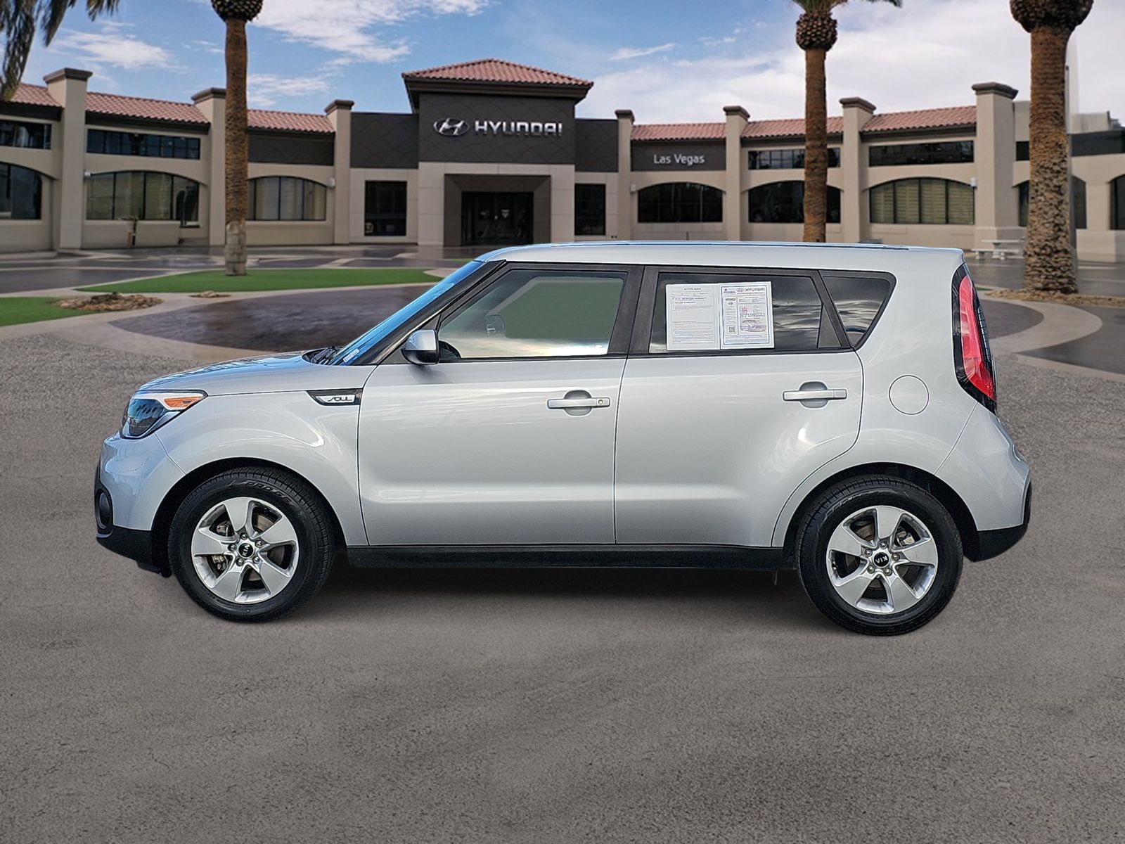 Thumbnail: 2017 Kia Soul - 5