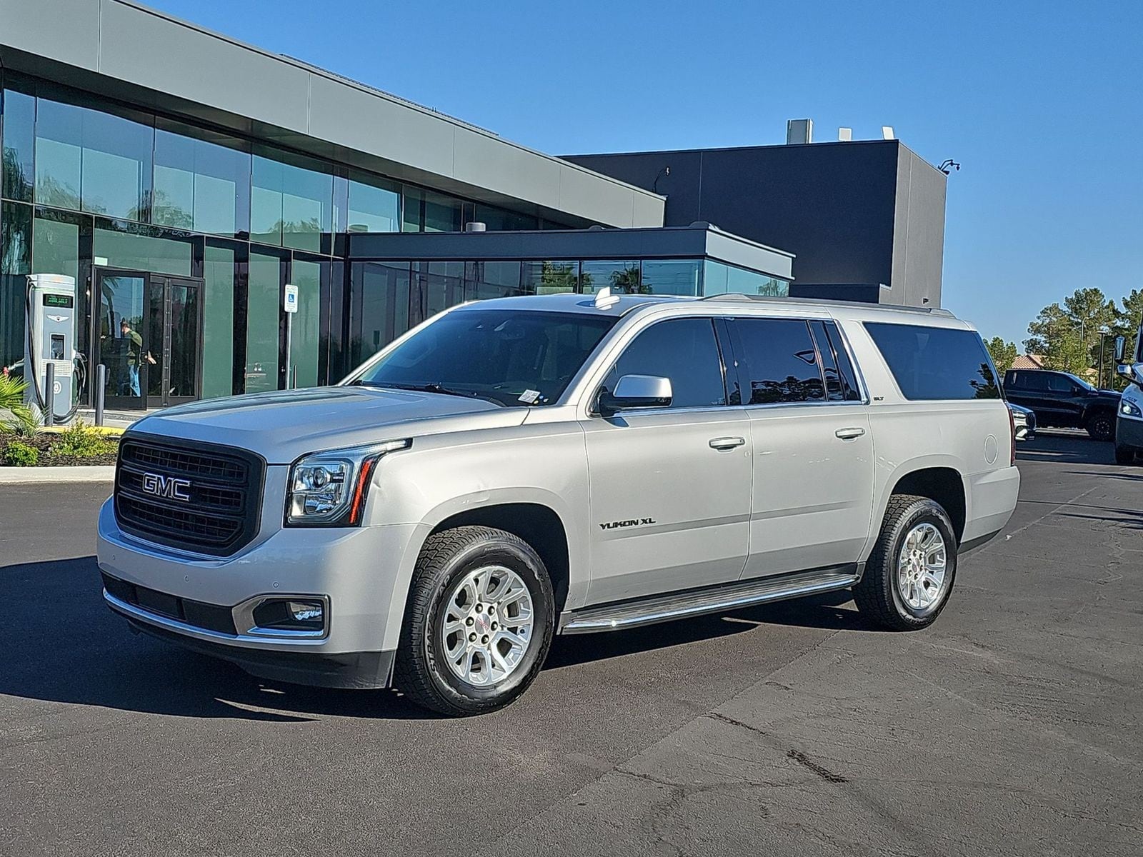 Thumbnail: 2017 GMC Yukon XL - 5