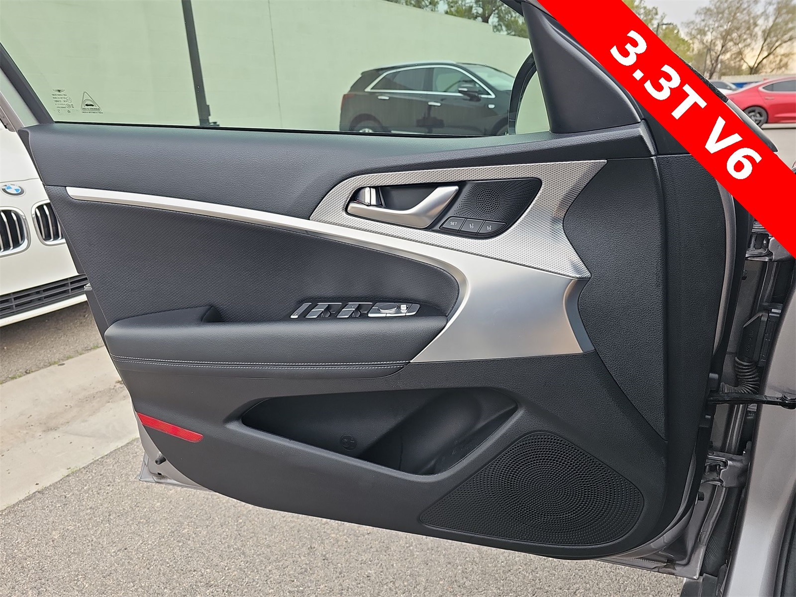 Thumbnail: 2022 Genesis G70 - 28