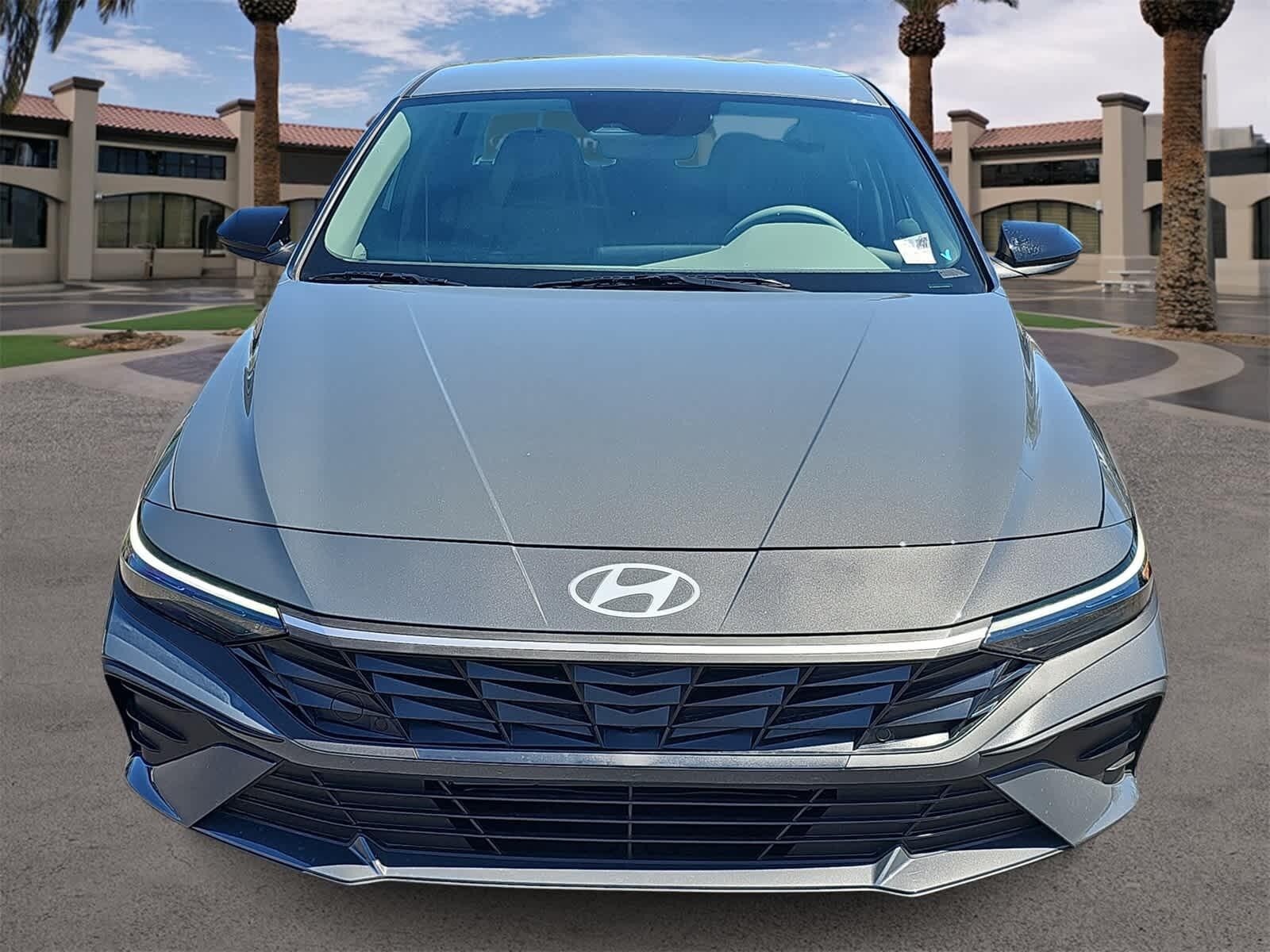 Thumbnail: 2025 Hyundai Elantra - 3