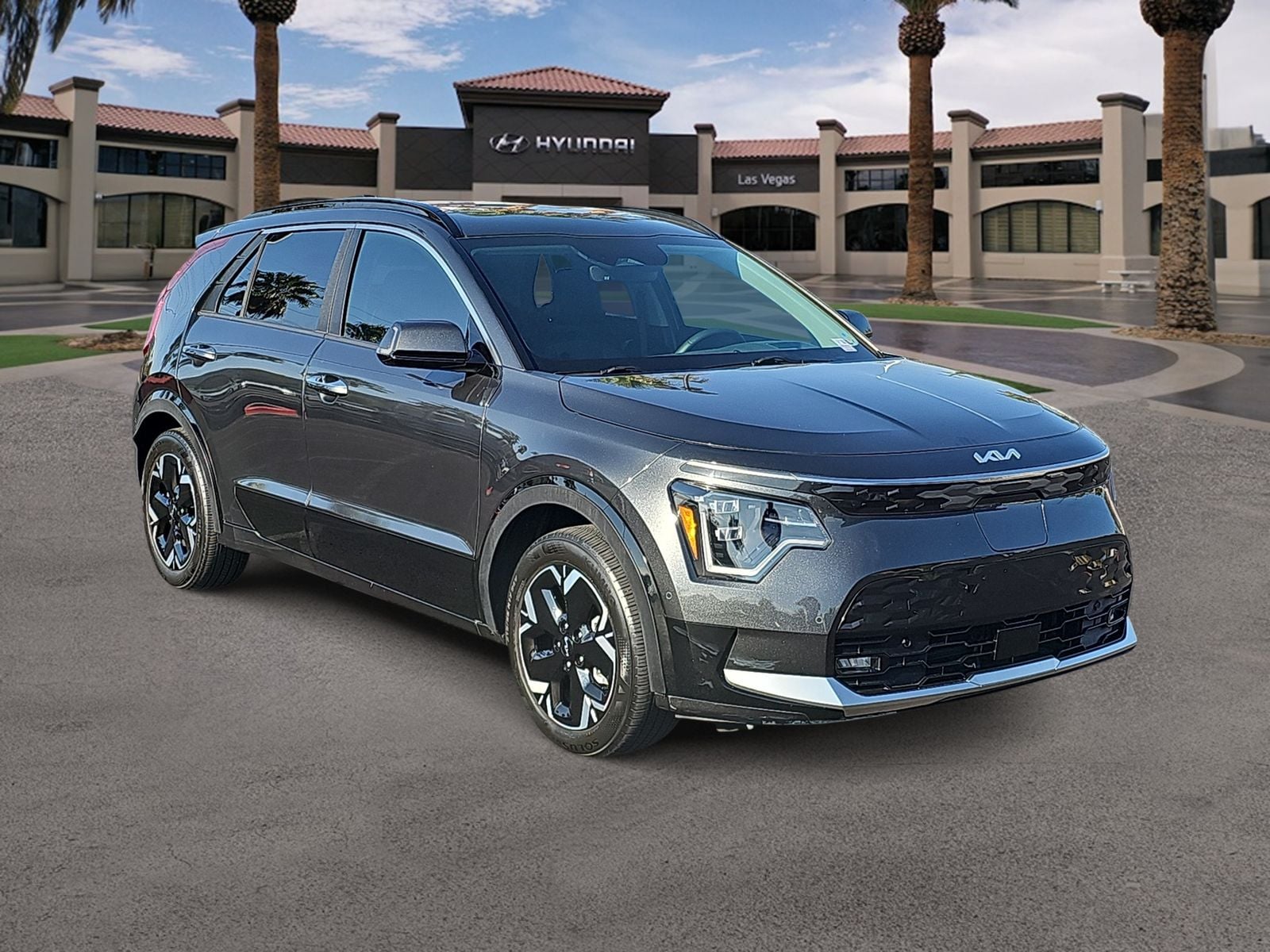 Used 2024 Kia Niro Wave with VIN KNDCT3L16R5091284 for sale in Las Vegas, NV