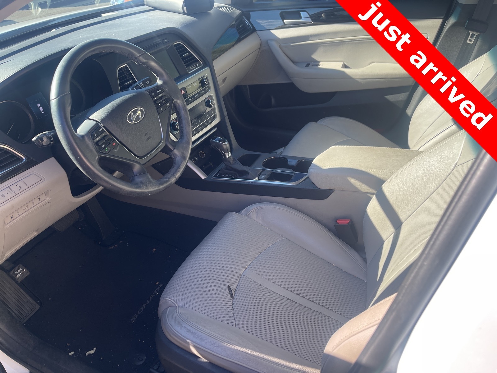 Thumbnail: 2017 Hyundai Sonata - 6