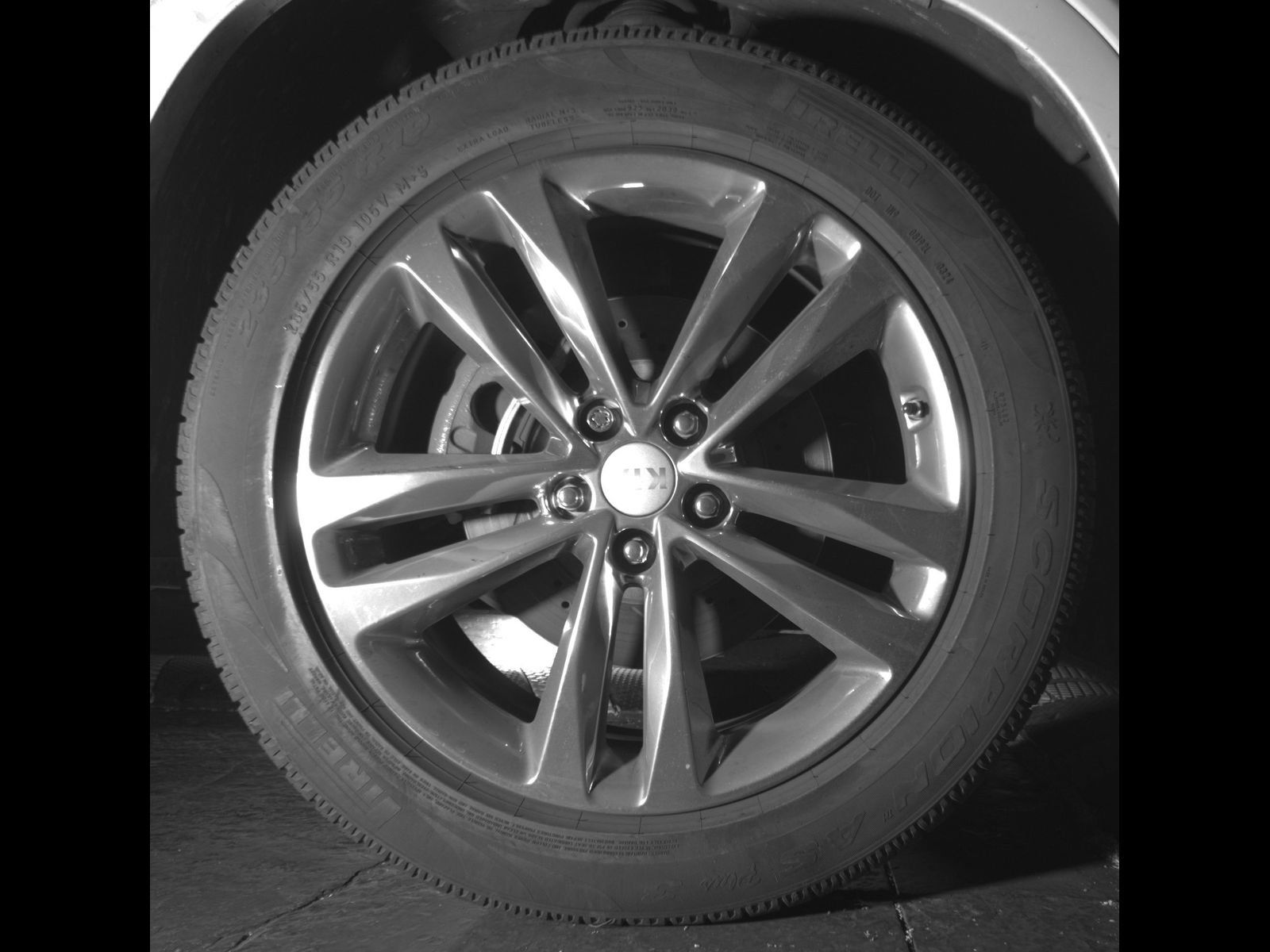 Thumbnail: 2014 Kia Sorento - 9