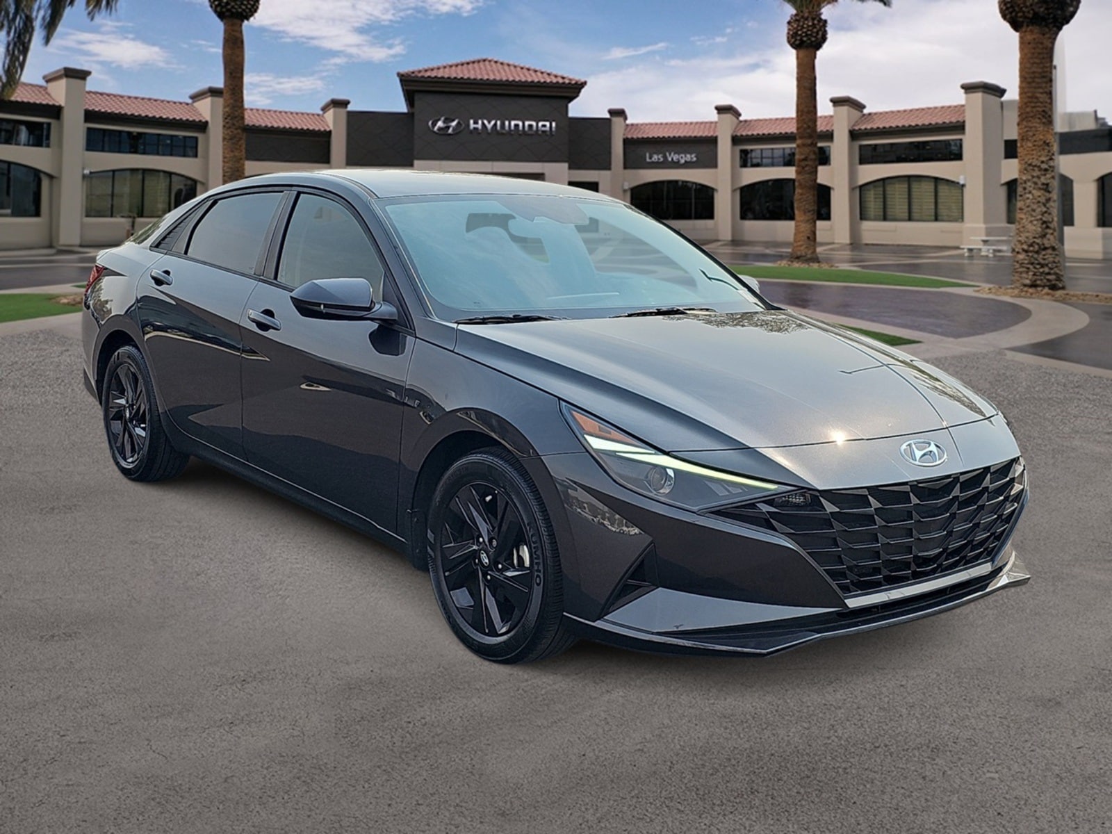 Thumbnail: 2023 Hyundai Elantra - 3
