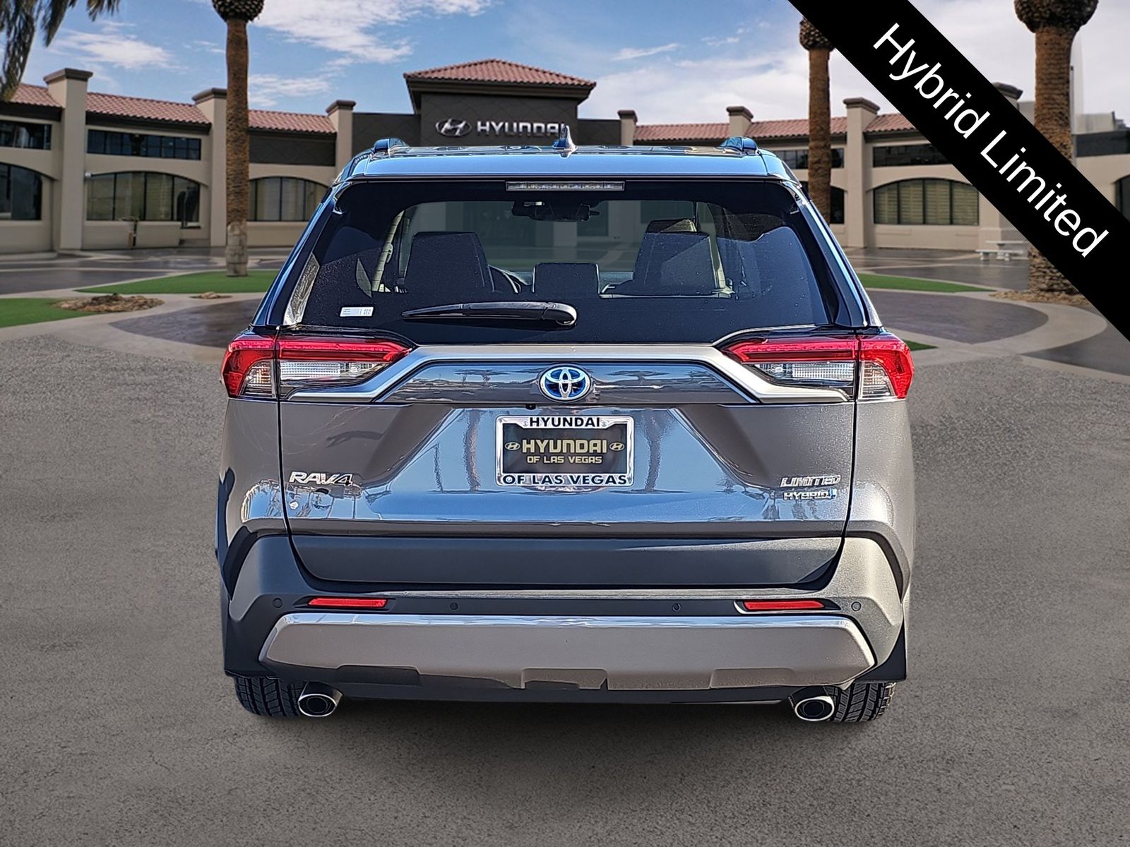 Thumbnail: 2021 Toyota RAV4 - 6