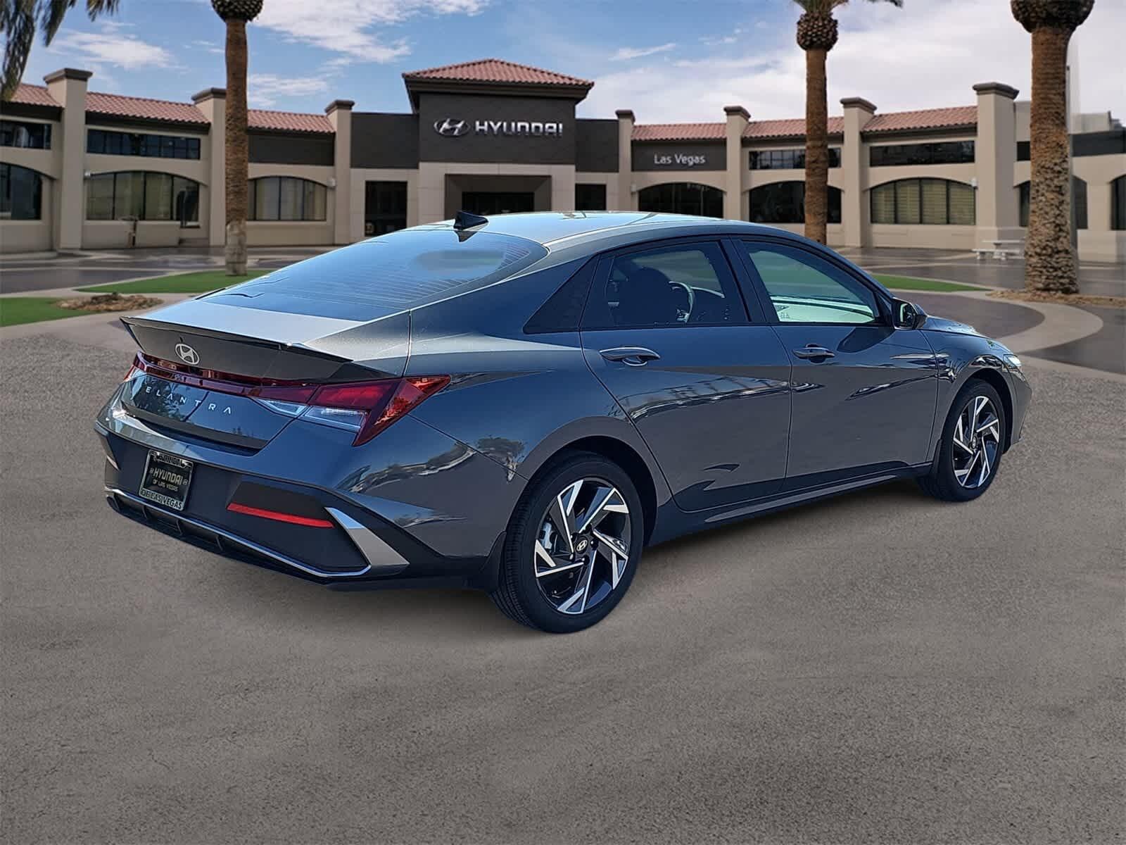 Thumbnail: 2025 Hyundai Elantra - 8