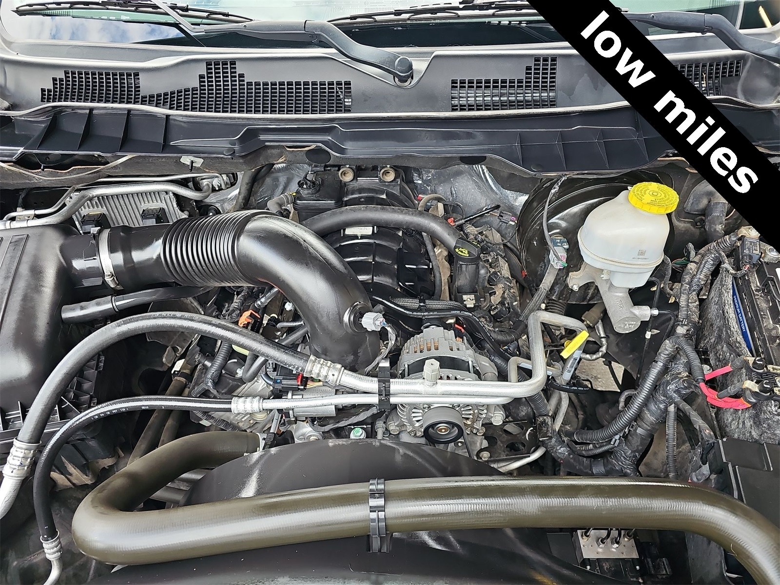 Thumbnail: 2020 RAM 1500 Classic - 13