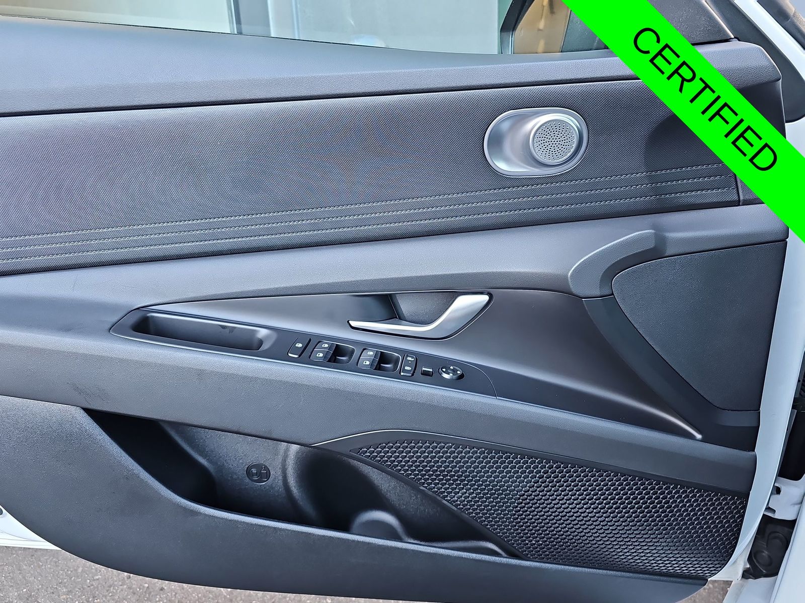 Thumbnail: 2025 Hyundai Elantra - 26