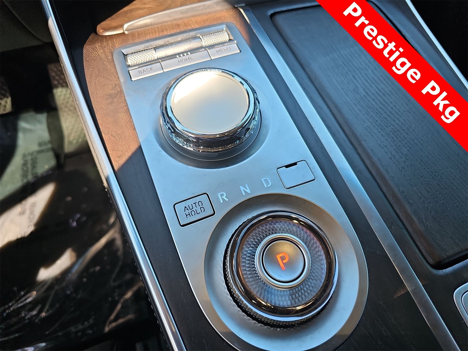 Thumbnail: 2023 Genesis GV80 - 21