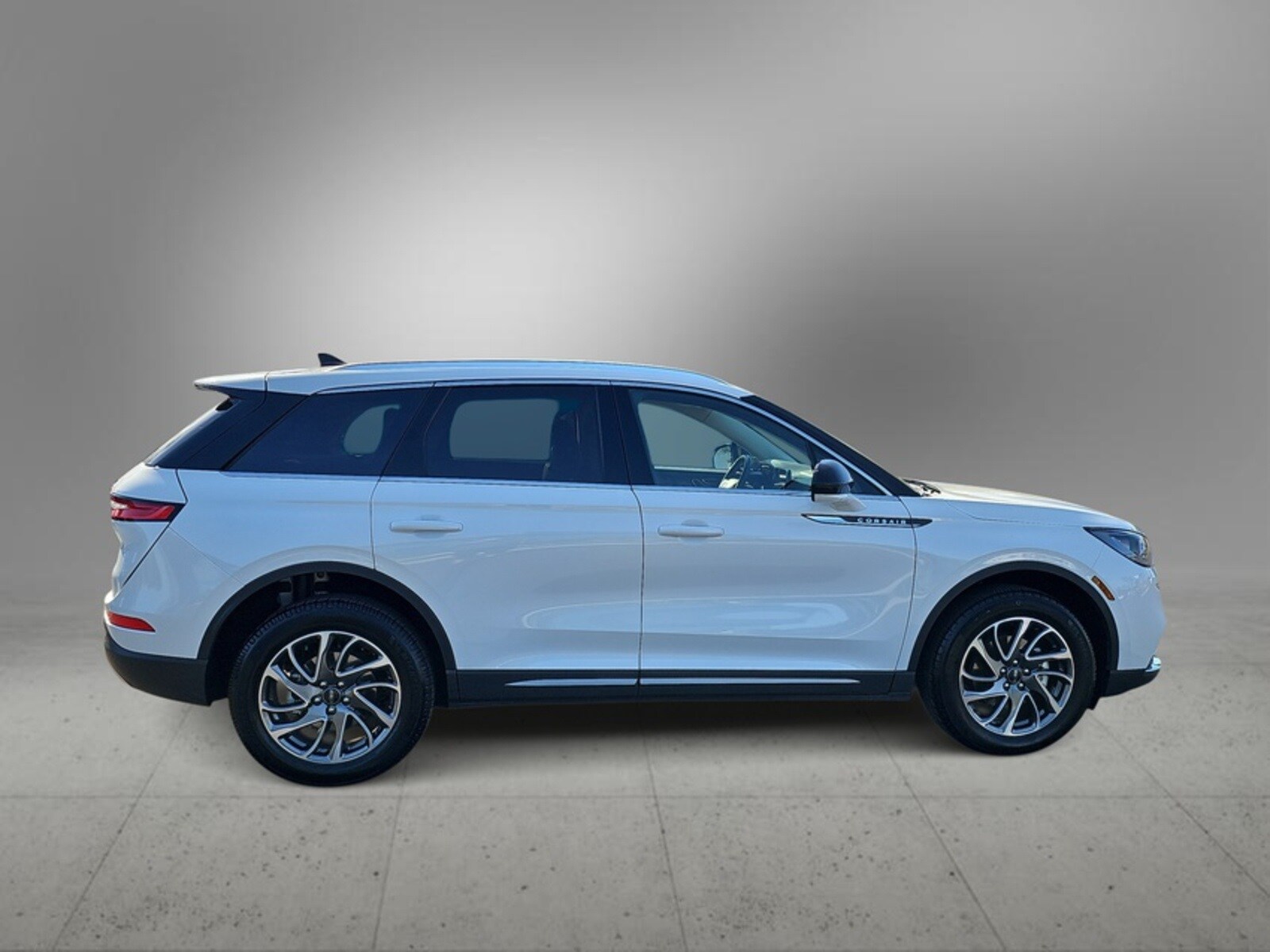 Thumbnail: 2020 Lincoln Corsair - 10