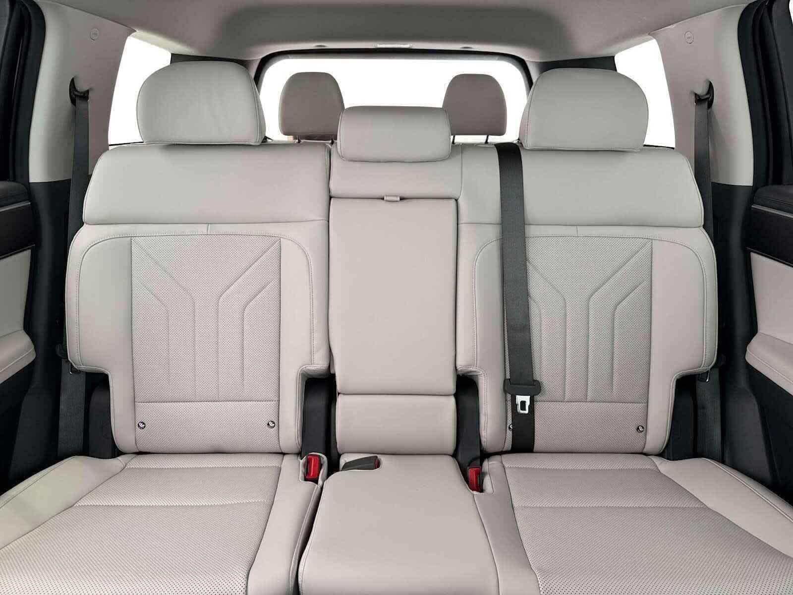 Thumbnail: 2026 Hyundai Santa Fe - 16