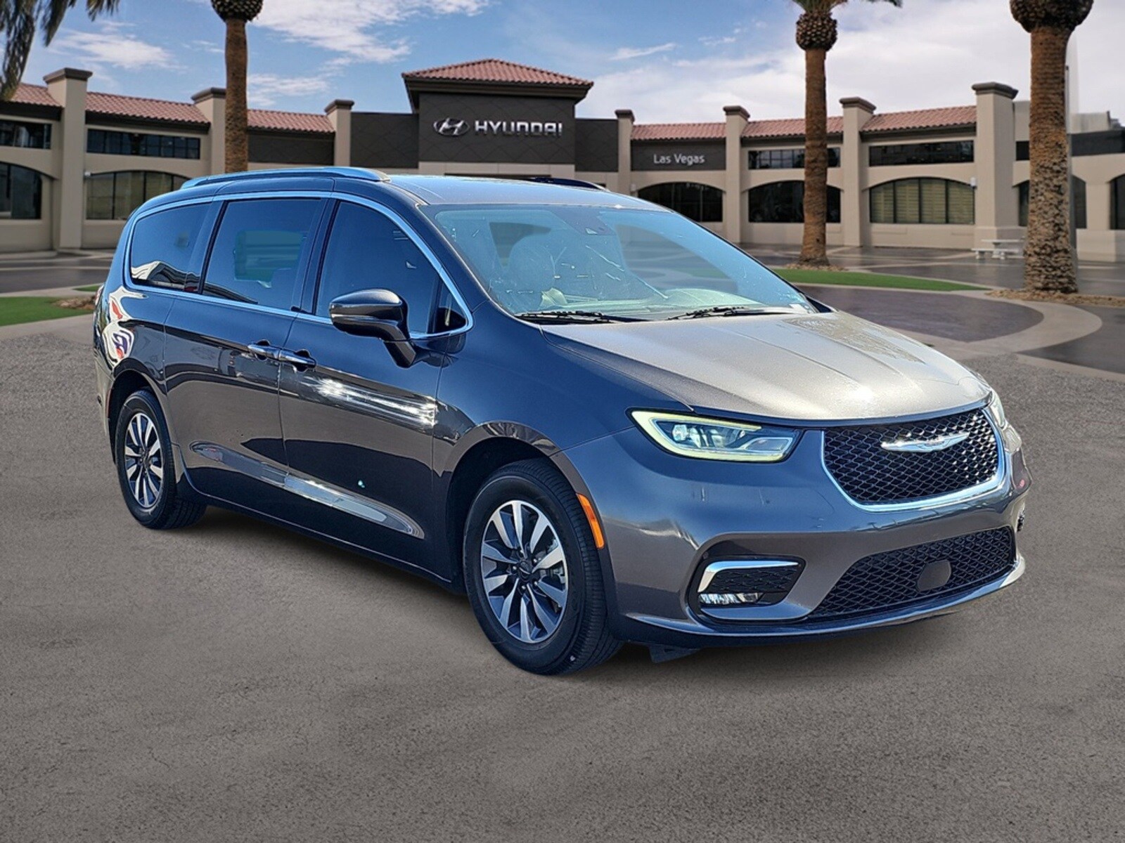 2021 Chrysler Pacifica Touring L 3