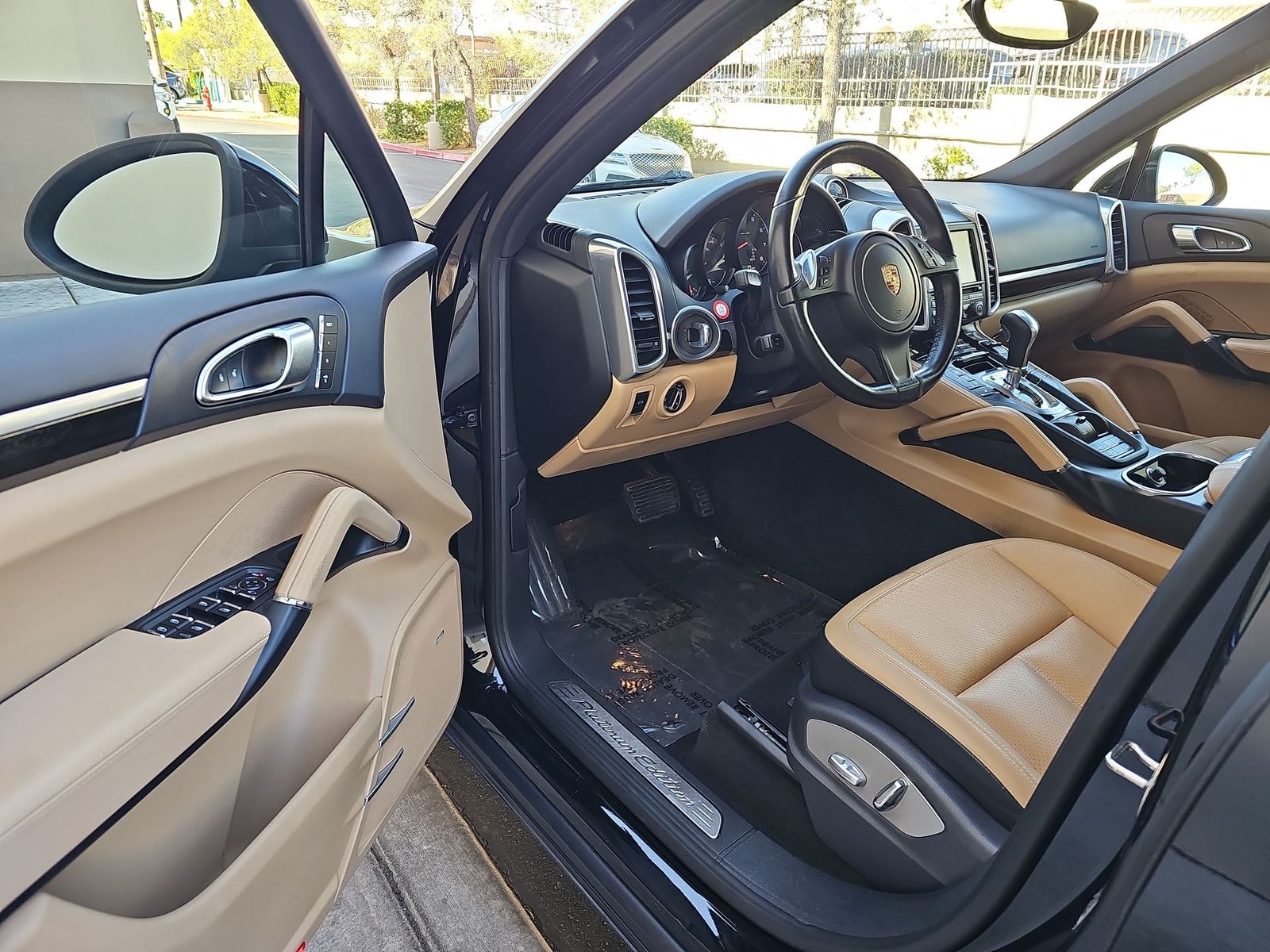 Thumbnail: 2014 Porsche Cayenne - 10