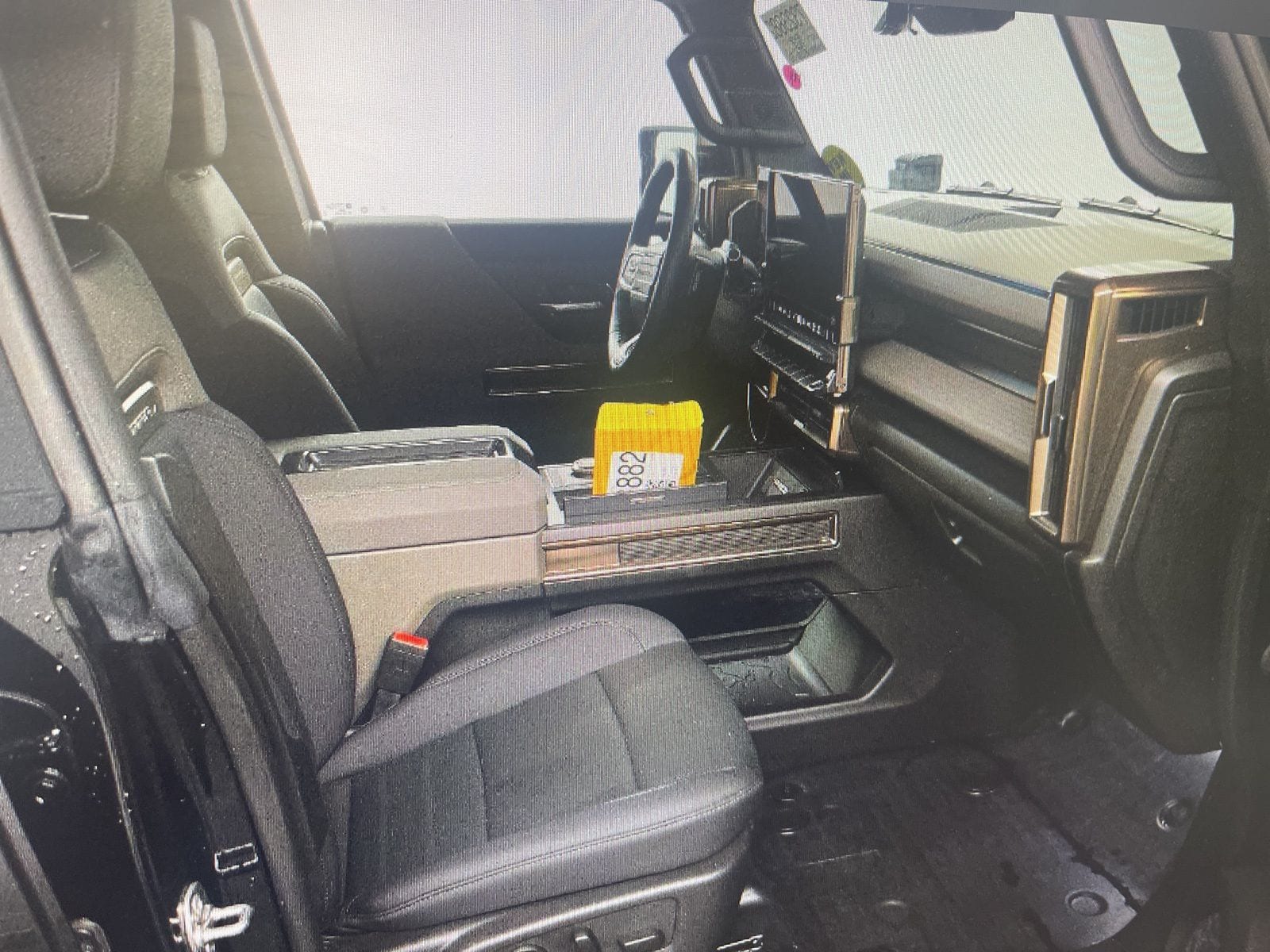 Thumbnail: 2024 GMC Hummer EV - 7