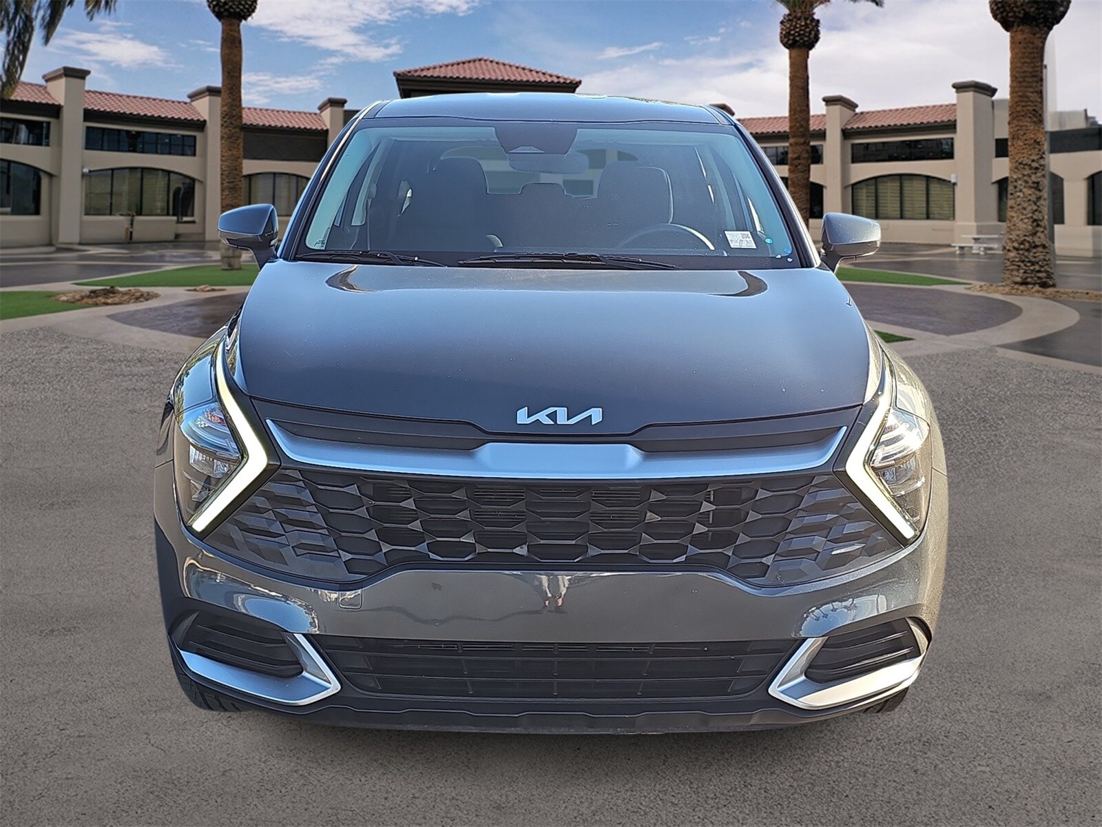 2023 Kia Sportage LX photo 3