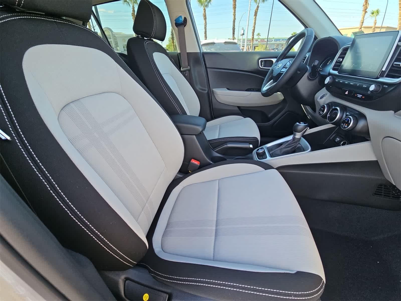 Thumbnail: 2025 Hyundai Venue - 18