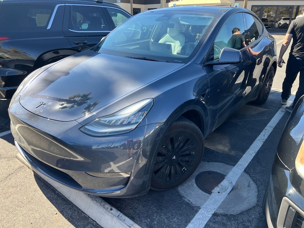 Used 2023 Tesla Model Y Long Range SUV