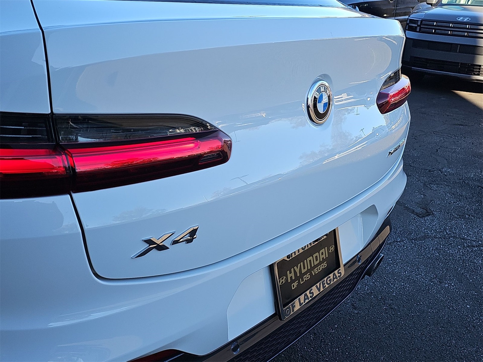 Thumbnail: 2020 BMW X4 - 11