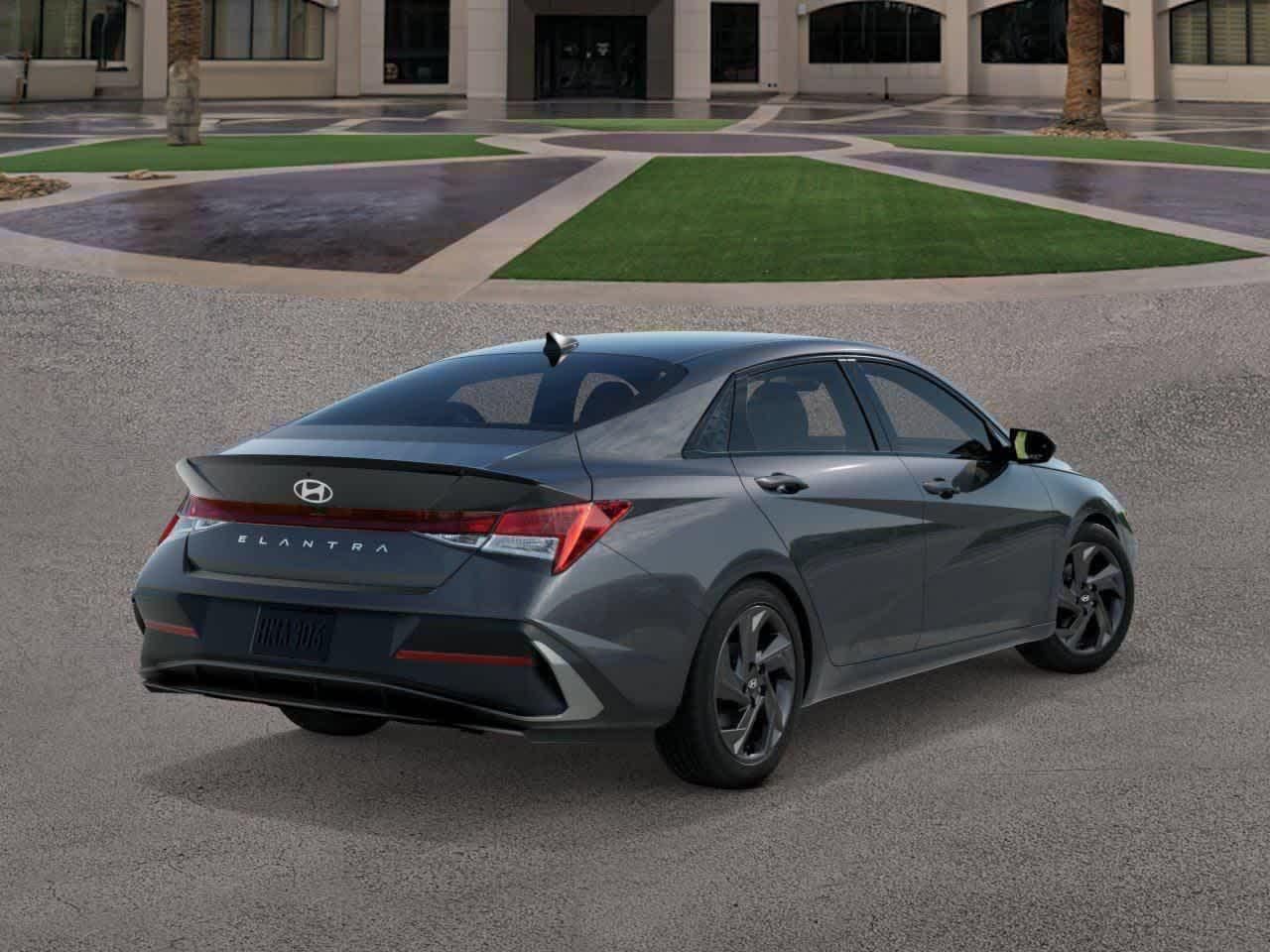 Thumbnail: 2026 Hyundai Elantra - 4