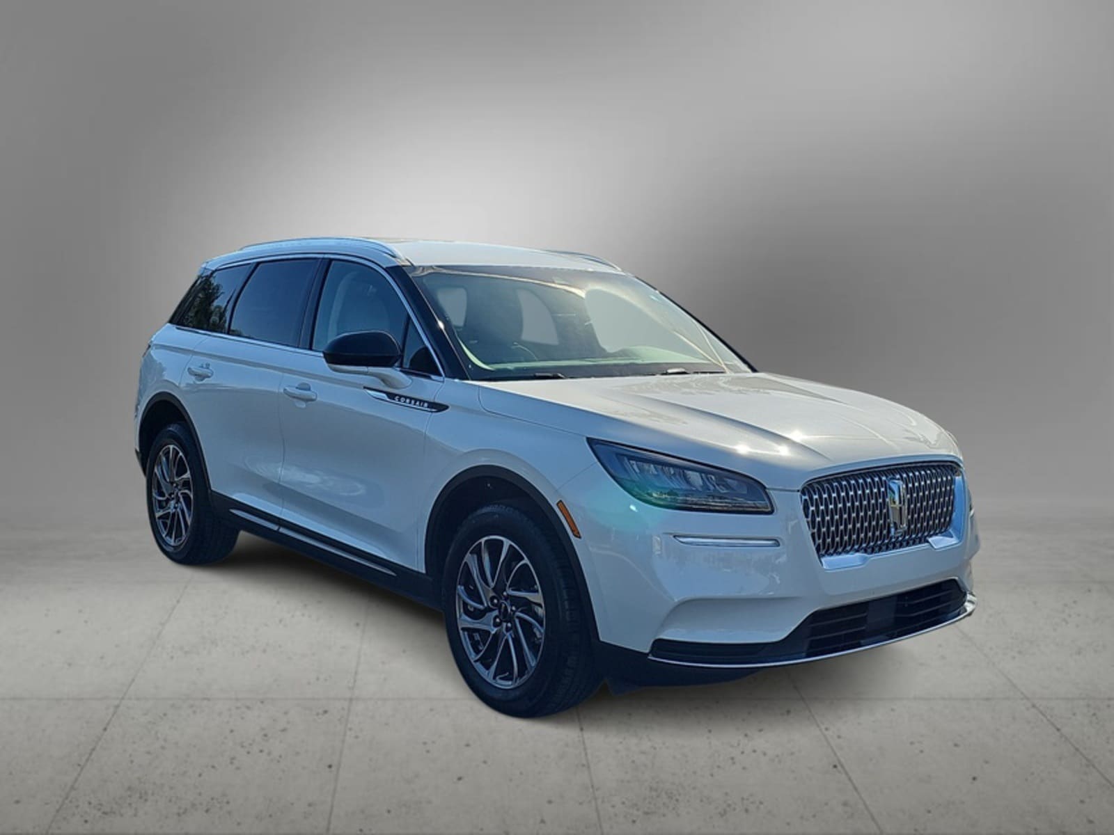 Thumbnail: 2020 Lincoln Corsair - 3