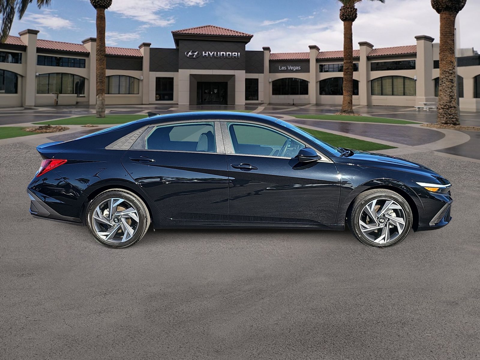 Thumbnail: 2025 Hyundai Elantra - 9