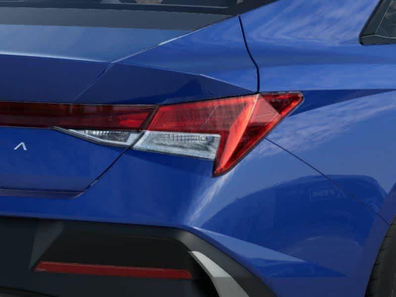 Thumbnail: 2026 Hyundai Elantra - 10