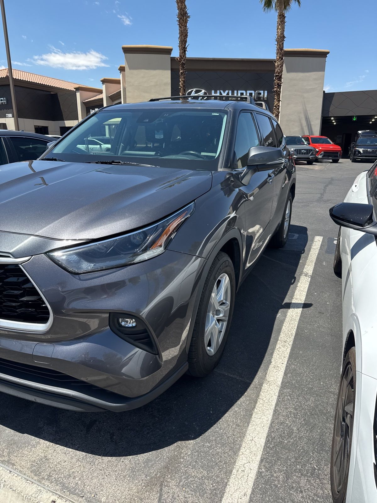 Thumbnail: 2021 Toyota Highlander - 2