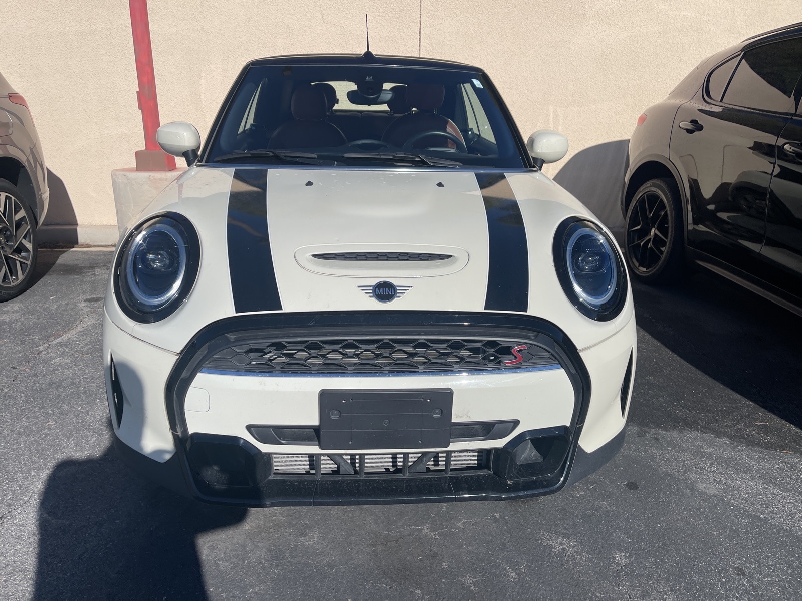 2022 MINI Convertible S's photo