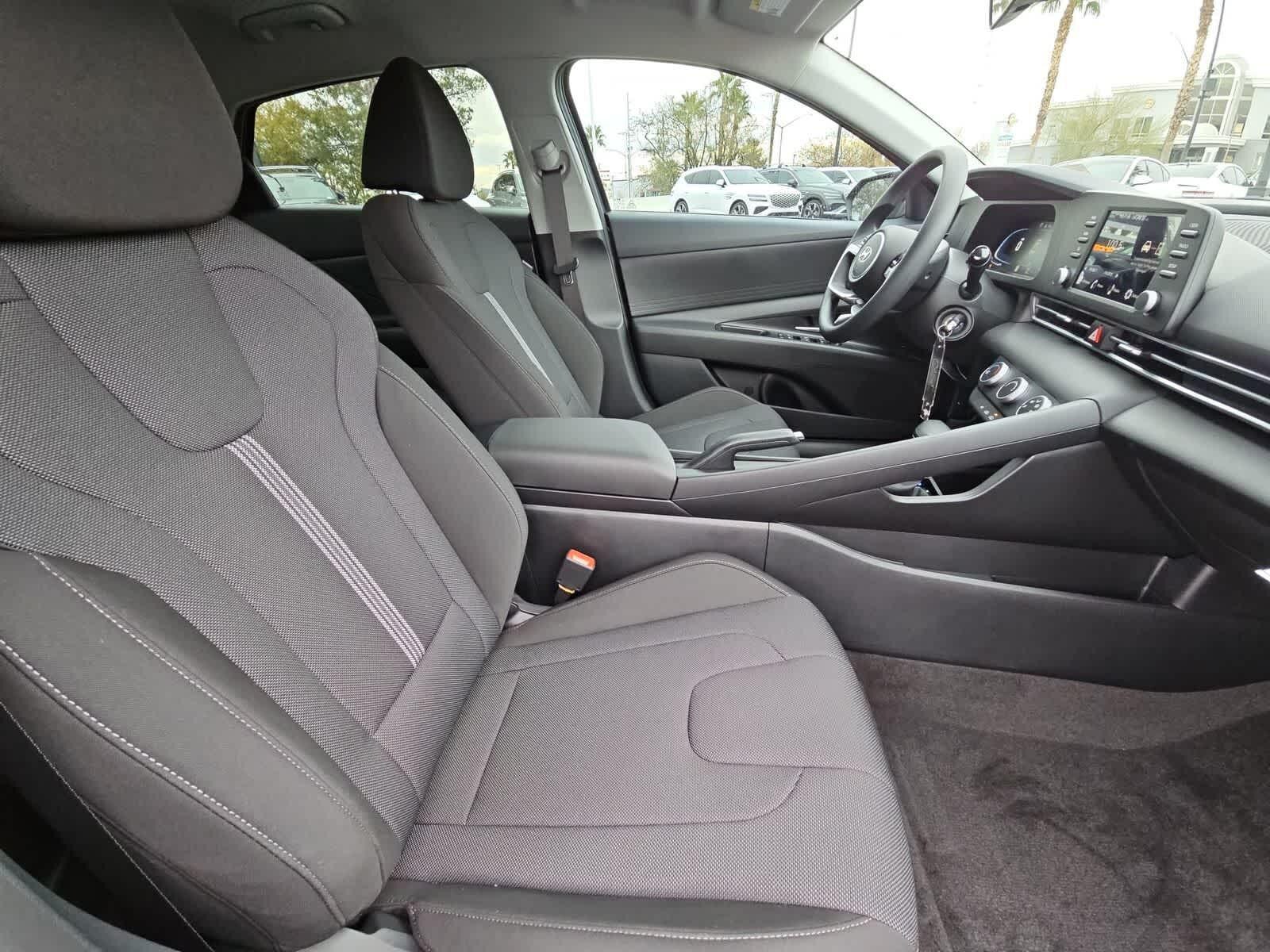 Thumbnail: 2026 Hyundai Elantra - 18