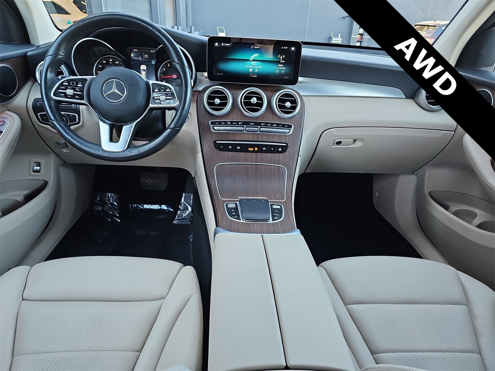 Thumbnail: 2022 Mercedes-Benz GLC - 14