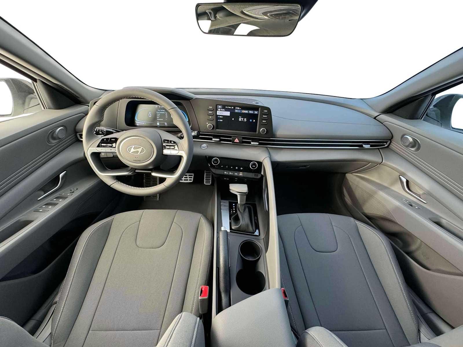 Thumbnail: 2025 Hyundai Elantra - 13