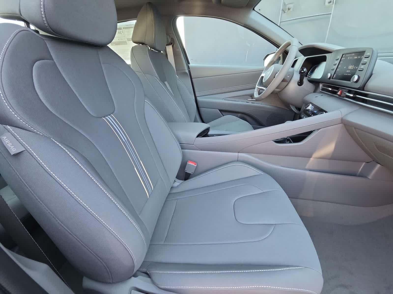 Thumbnail: 2026 Hyundai Elantra - 18