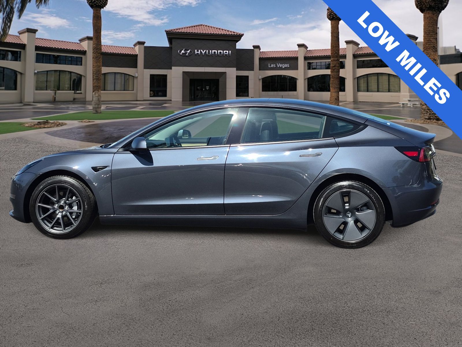 Thumbnail: 2023 Tesla Model 3 - 4